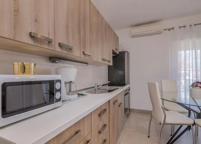 Prendivoj By Interhome Daire Porat (Krk)